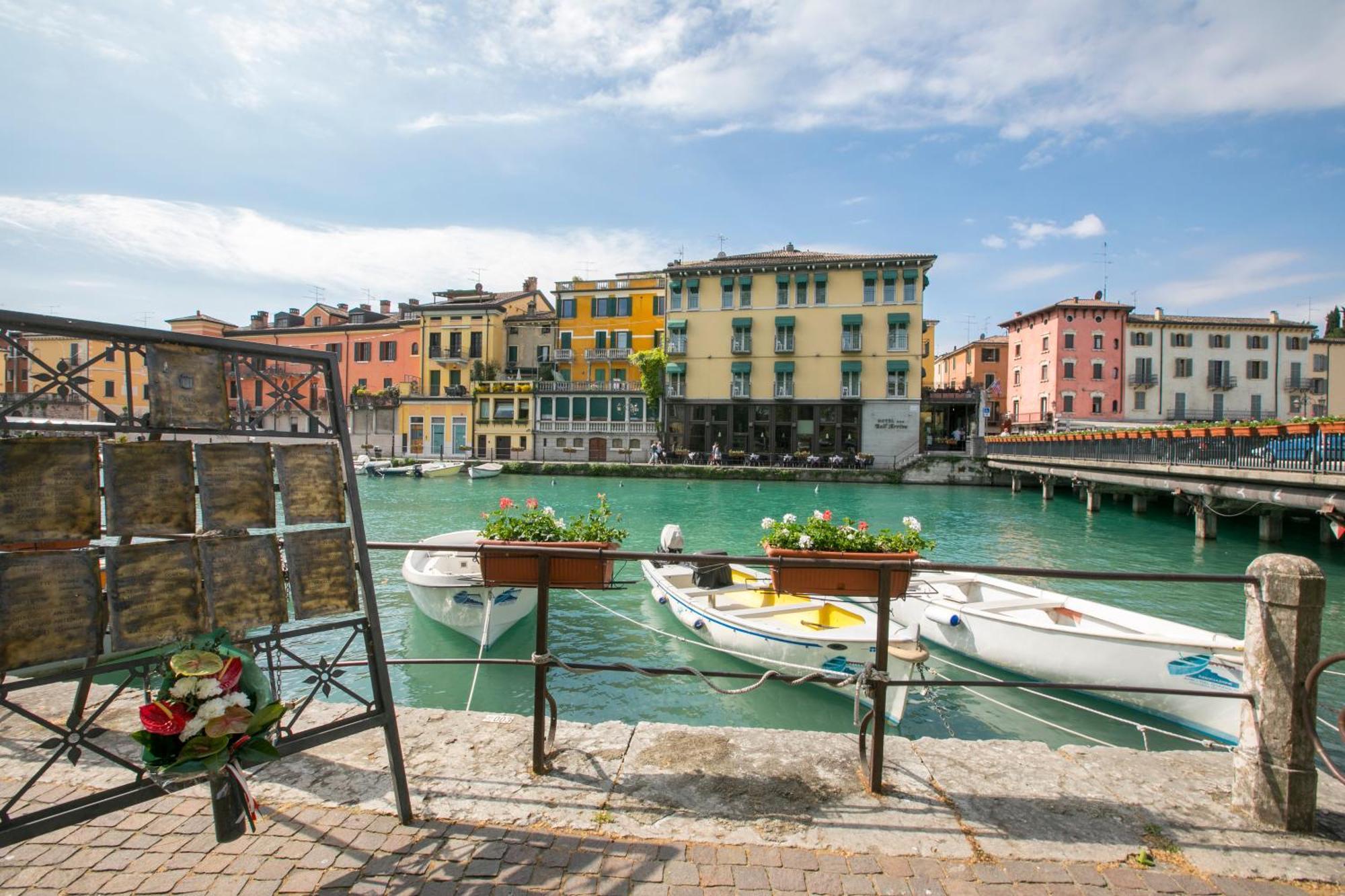 Casa Del Faro - Happy Rentals Peschiera del Garda Exteriér fotografie