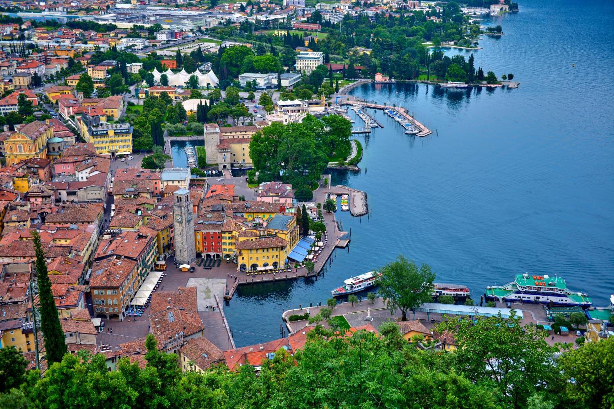 Casa Del Faro - Happy Rentals Peschiera del Garda Exteriér fotografie